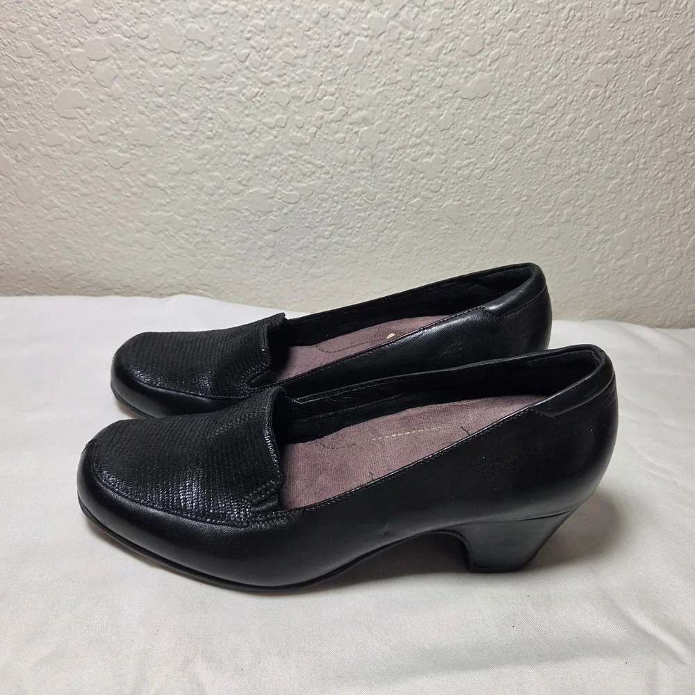 Clarks Everyday Black Leather Lizard Embossed Block Heel Pumps 6.5M 66419